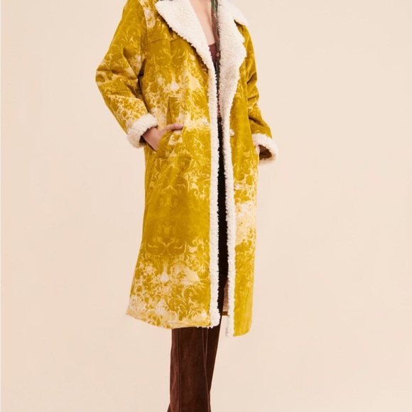 Yellow Floral Women's Coat - Picture 2 of 4